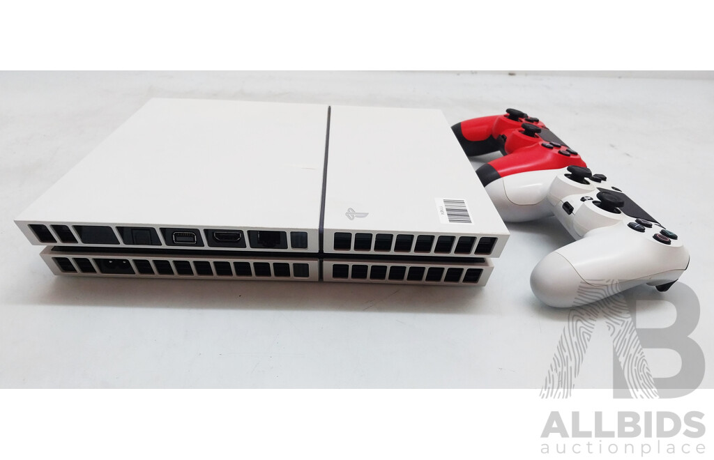 Sony (CUH-1200A) PlayStation 4 Gaming Console