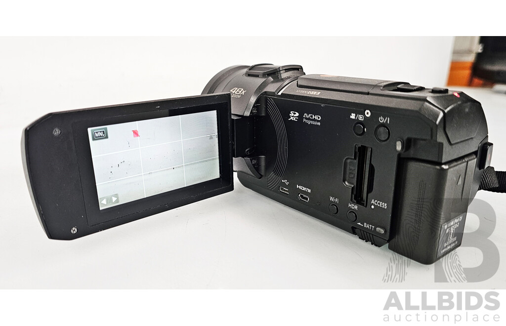 Panasonic (HC-V800) Full HD Video Camera