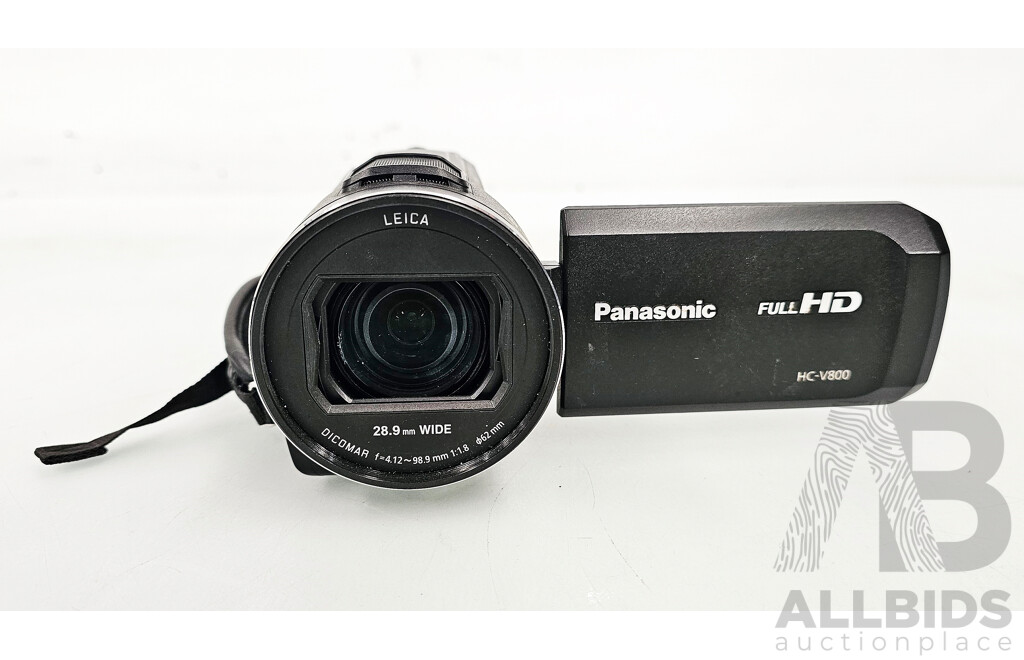 Panasonic (HC-V800) Full HD Video Camera