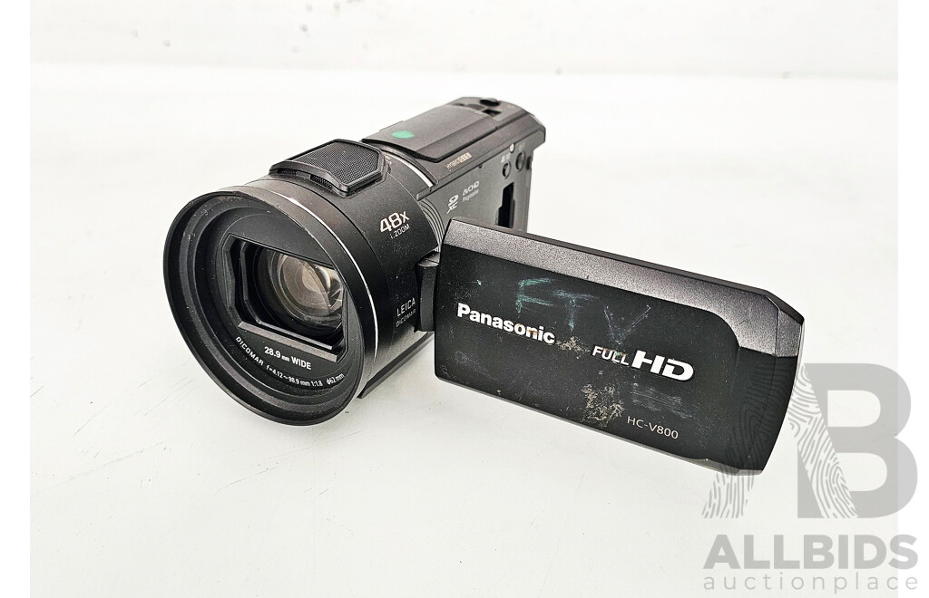 Panasonic (HC-V800) Full HD Video Camera