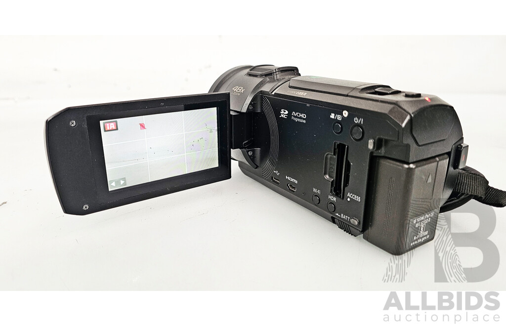 Panasonic (HC-V800) Full HD Video Camera