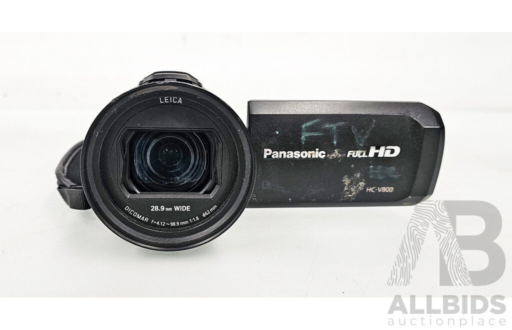 Panasonic (HC-V800) Full HD Video Camera