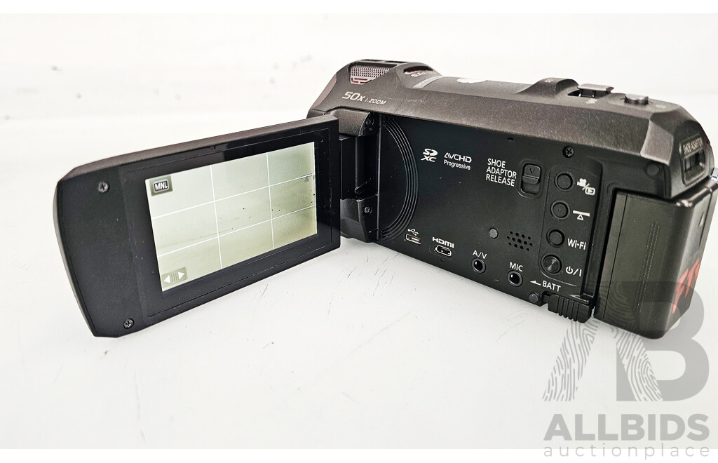 Panasonic (HC-V785) Full HD Video Camera