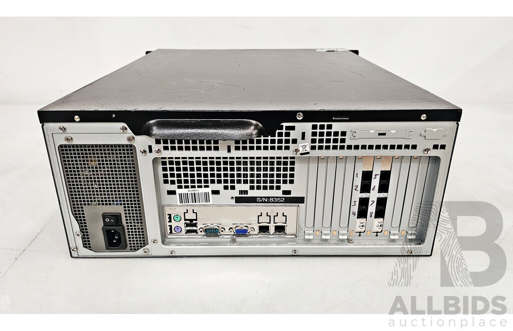 Rack Mountable Intel Xeon (E5606) 2.13GHz 4-Core CPU 4RU Server