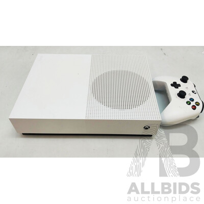 Microsoft (1681) Xbox One S Console W/ Controller
