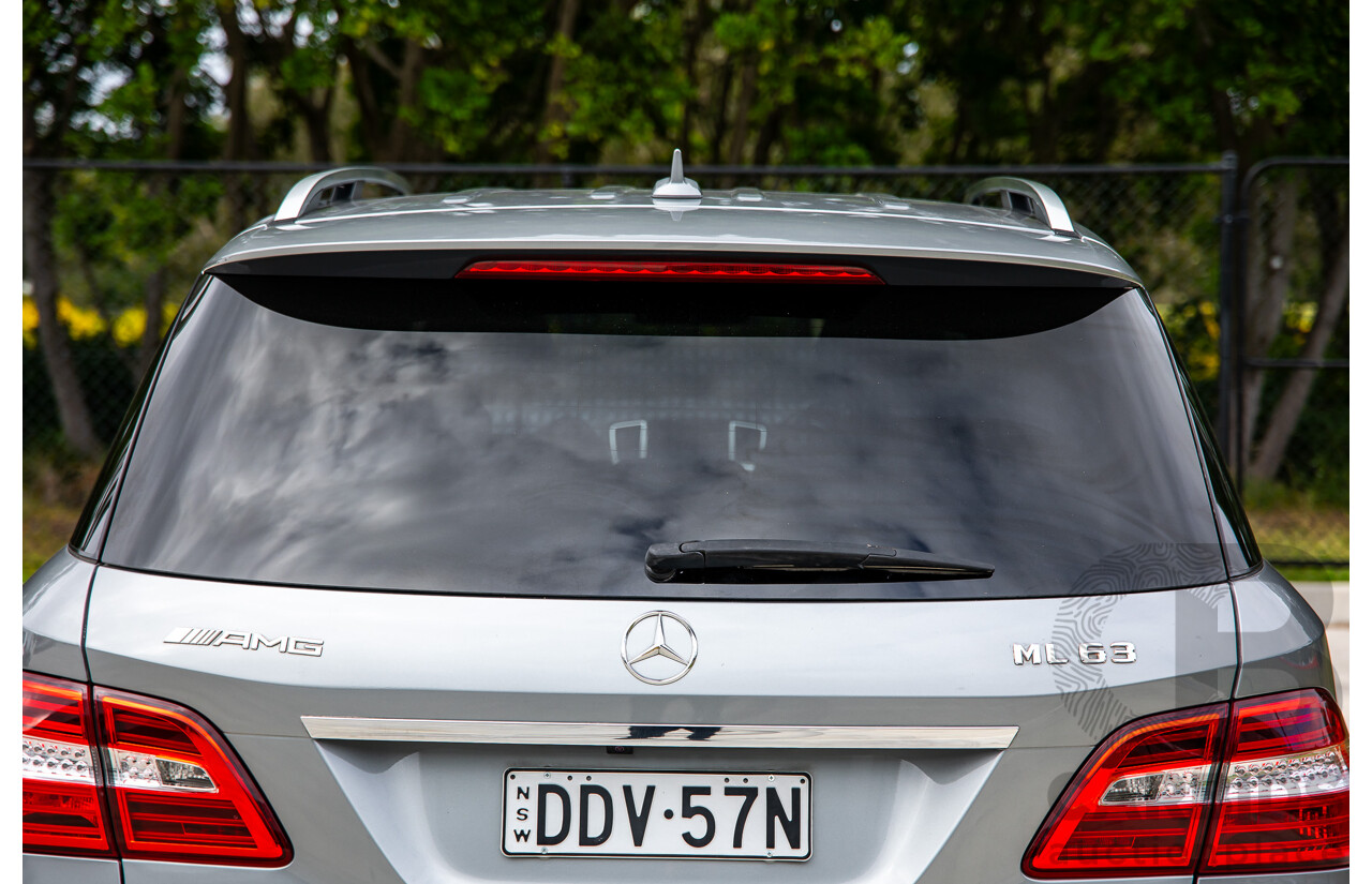 6/2012 Mercedes-Benz ML 63 AMG (4x4) 166 4d Wagon Palladium Silver Metallic Twin Turbo V8 5.5L