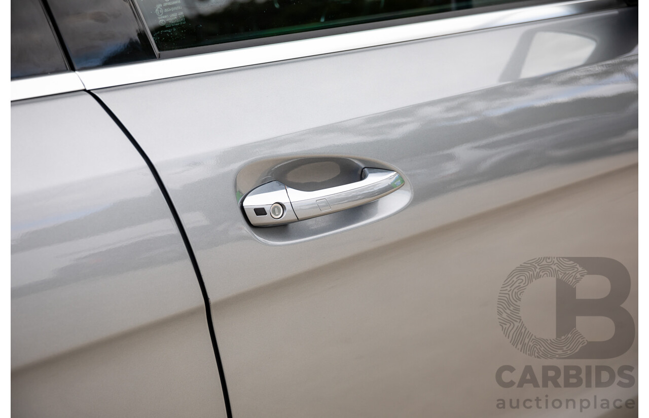 6/2012 Mercedes-Benz ML 63 AMG (4x4) 166 4d Wagon Palladium Silver Metallic Twin Turbo V8 5.5L