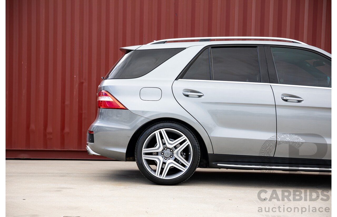 6/2012 Mercedes-Benz ML 63 AMG (4x4) 166 4d Wagon Palladium Silver Metallic Twin Turbo V8 5.5L