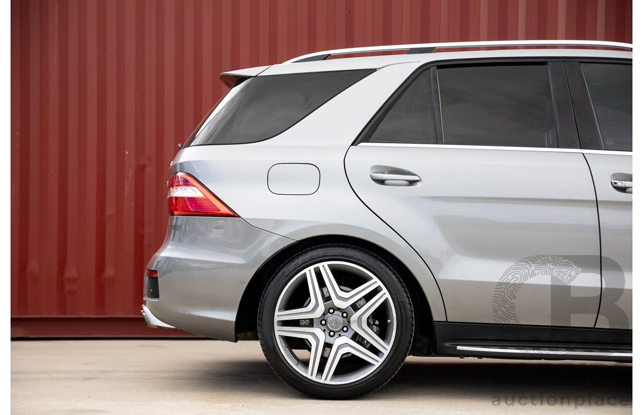 6/2012 Mercedes-Benz ML 63 AMG (4x4) 166 4d Wagon Palladium Silver Metallic Twin Turbo V8 5.5L