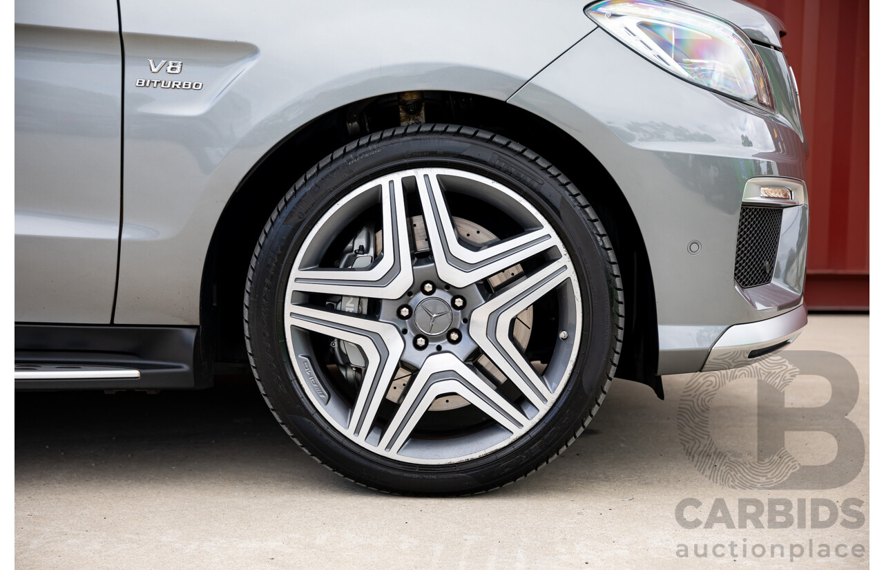 6/2012 Mercedes-Benz ML 63 AMG (4x4) 166 4d Wagon Palladium Silver Metallic Twin Turbo V8 5.5L