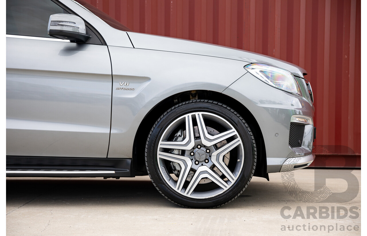 6/2012 Mercedes-Benz ML 63 AMG (4x4) 166 4d Wagon Palladium Silver Metallic Twin Turbo V8 5.5L