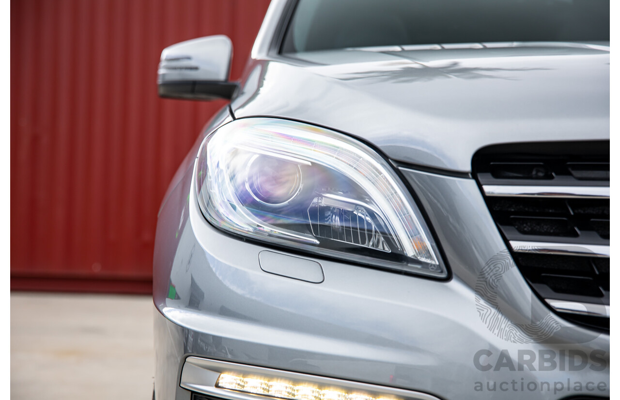 6/2012 Mercedes-Benz ML 63 AMG (4x4) 166 4d Wagon Palladium Silver Metallic Twin Turbo V8 5.5L
