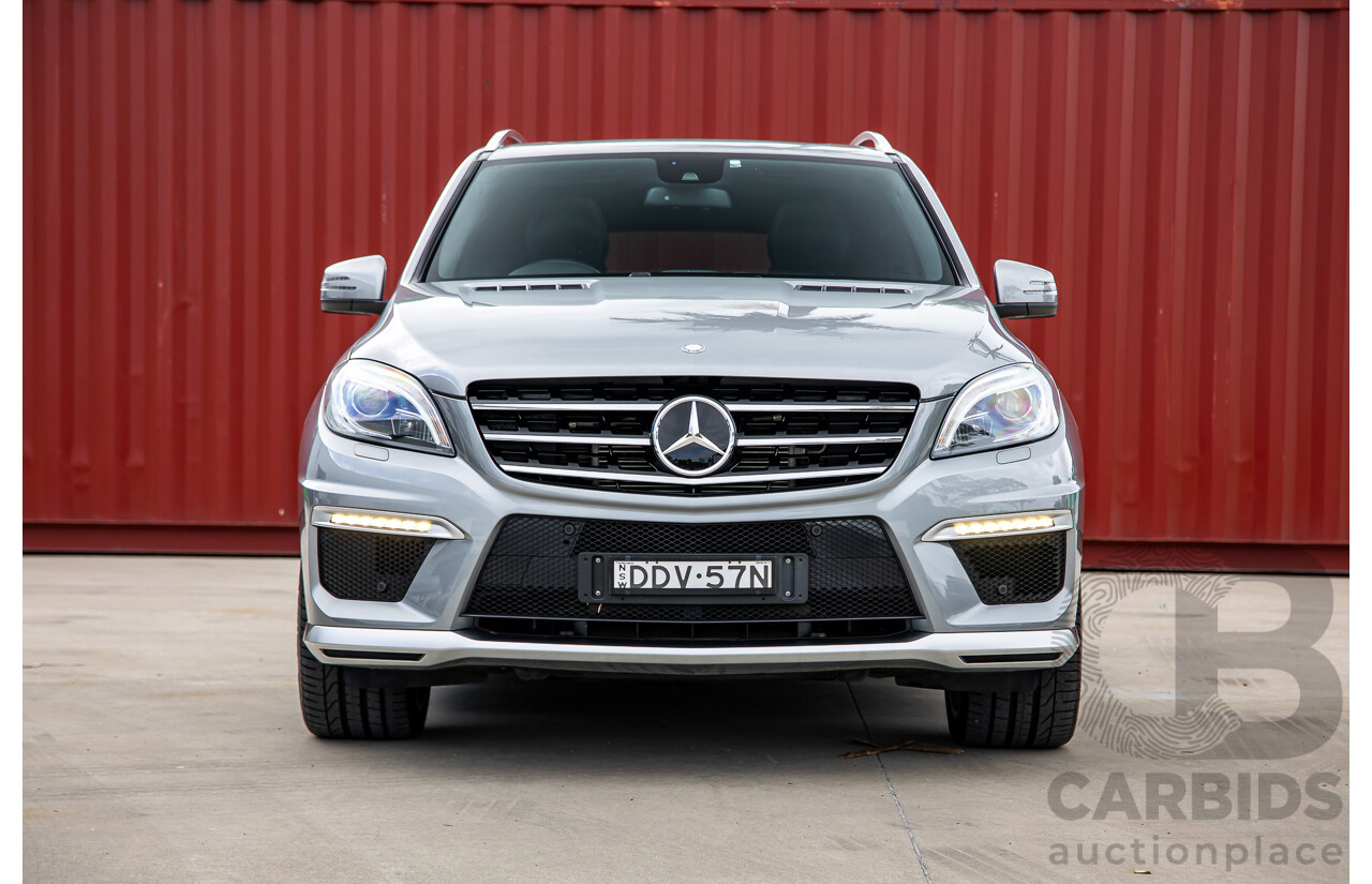 6/2012 Mercedes-Benz ML 63 AMG (4x4) 166 4d Wagon Palladium Silver Metallic Twin Turbo V8 5.5L