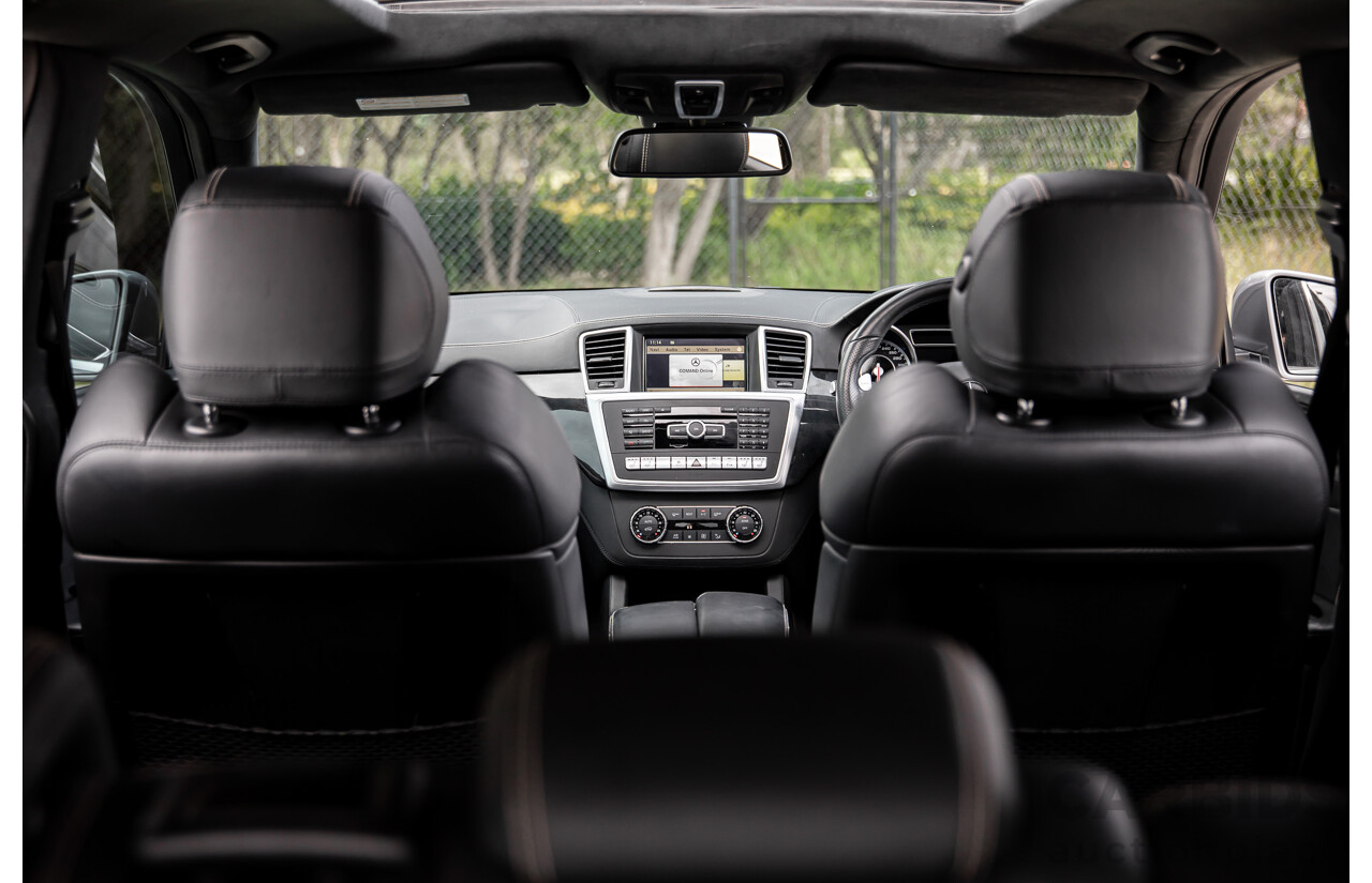 6/2012 Mercedes-Benz ML 63 AMG (4x4) 166 4d Wagon Palladium Silver Metallic Twin Turbo V8 5.5L