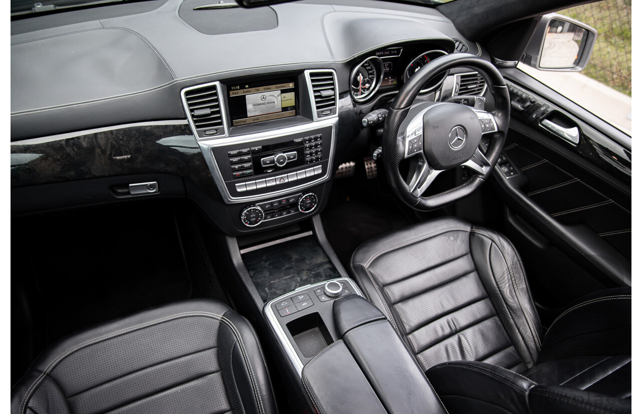 6/2012 Mercedes-Benz ML 63 AMG (4x4) 166 4d Wagon Palladium Silver Metallic Twin Turbo V8 5.5L