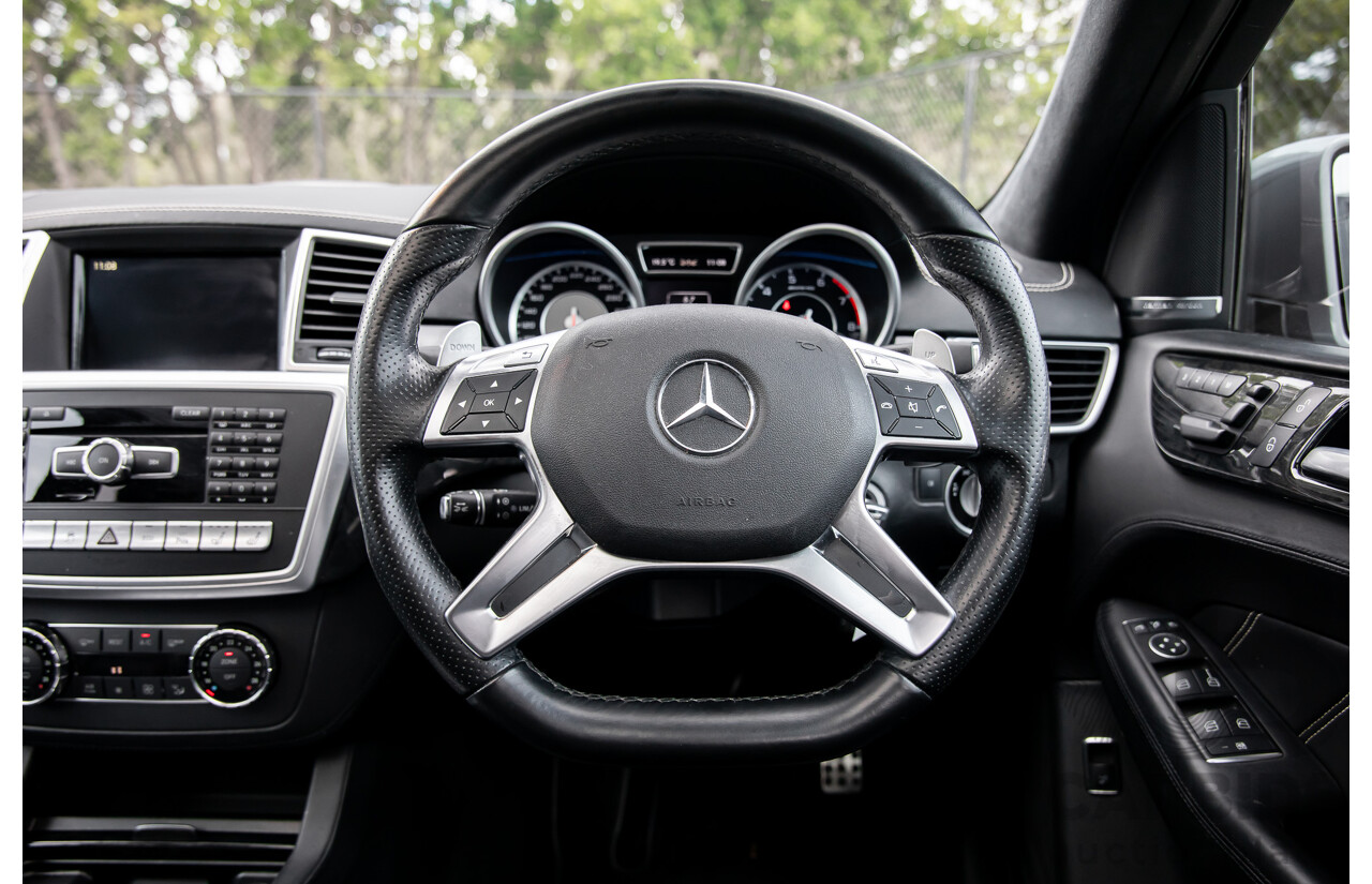 6/2012 Mercedes-Benz ML 63 AMG (4x4) 166 4d Wagon Palladium Silver Metallic Twin Turbo V8 5.5L