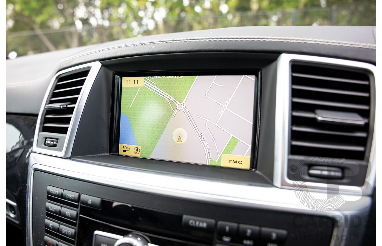 6/2012 Mercedes-Benz ML 63 AMG (4x4) 166 4d Wagon Palladium Silver Metallic Twin Turbo V8 5.5L