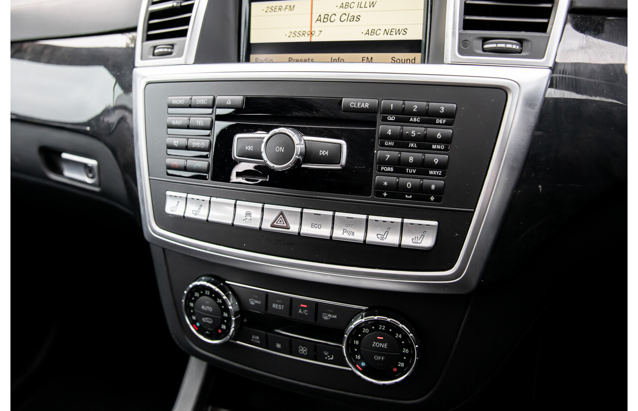 6/2012 Mercedes-Benz ML 63 AMG (4x4) 166 4d Wagon Palladium Silver Metallic Twin Turbo V8 5.5L