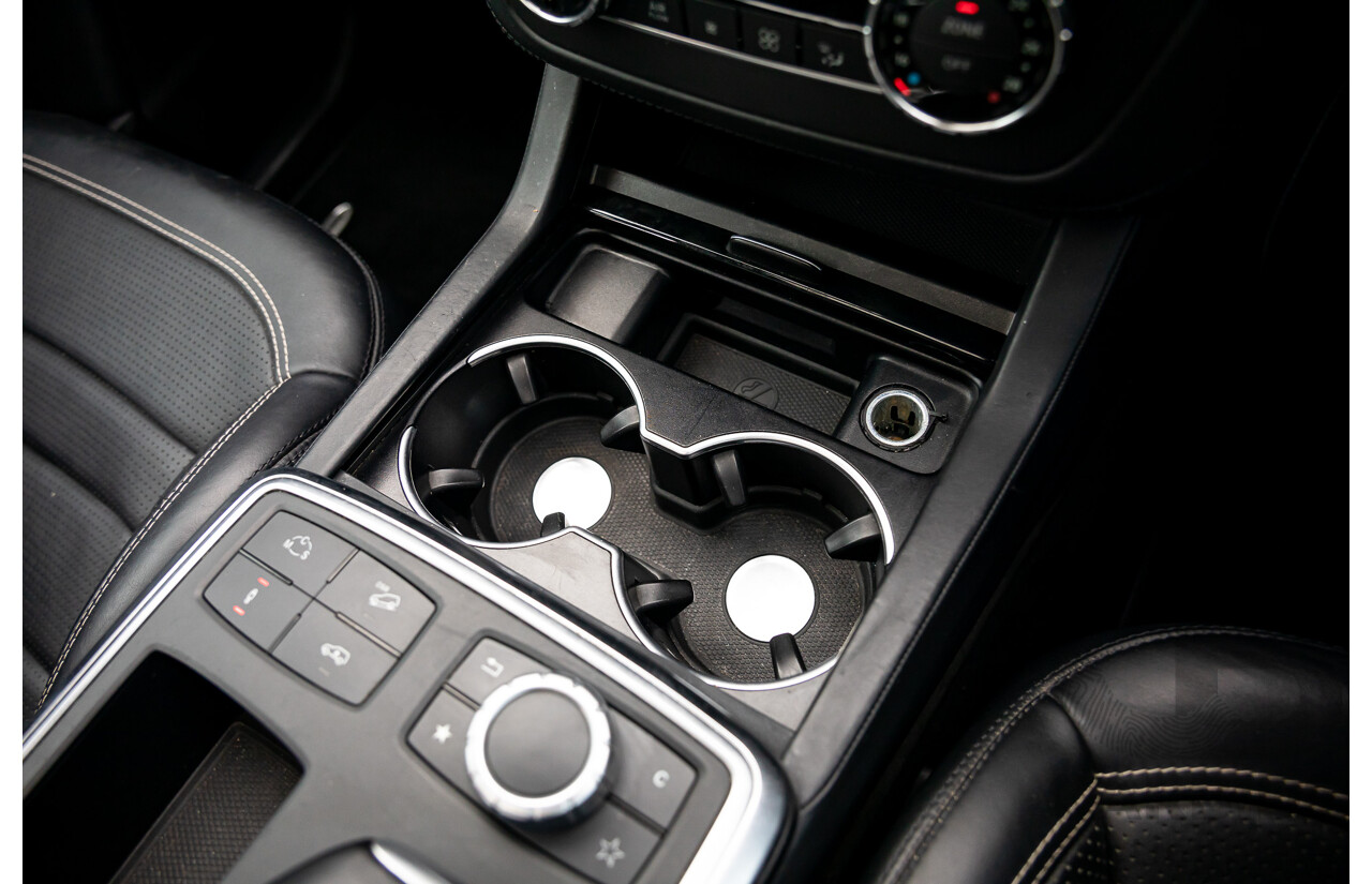 6/2012 Mercedes-Benz ML 63 AMG (4x4) 166 4d Wagon Palladium Silver Metallic Twin Turbo V8 5.5L