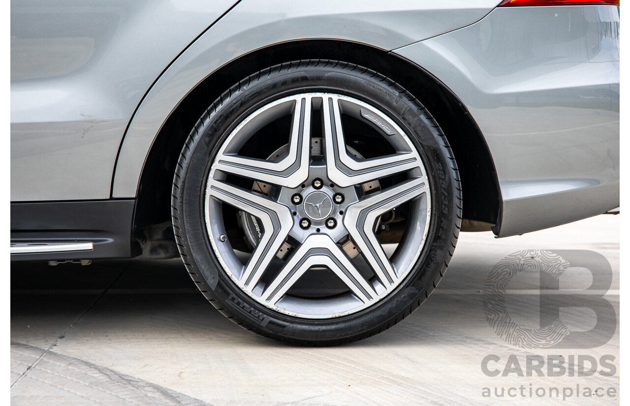 6/2012 Mercedes-Benz ML 63 AMG (4x4) 166 4d Wagon Palladium Silver Metallic Twin Turbo V8 5.5L