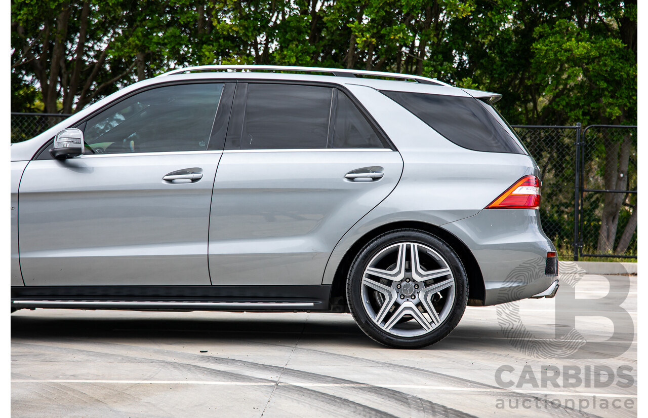 6/2012 Mercedes-Benz ML 63 AMG (4x4) 166 4d Wagon Palladium Silver Metallic Twin Turbo V8 5.5L