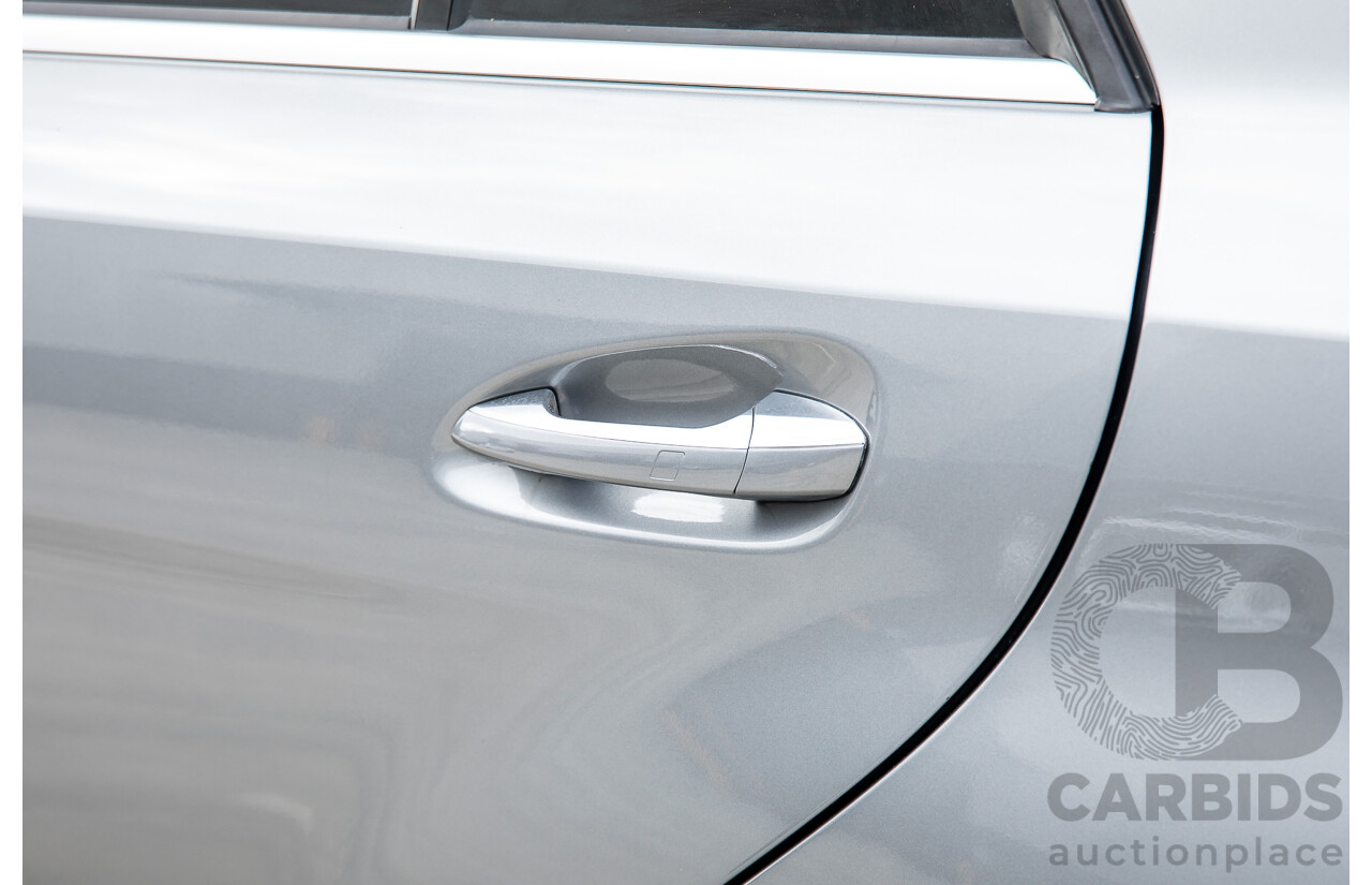 6/2012 Mercedes-Benz ML 63 AMG (4x4) 166 4d Wagon Palladium Silver Metallic Twin Turbo V8 5.5L