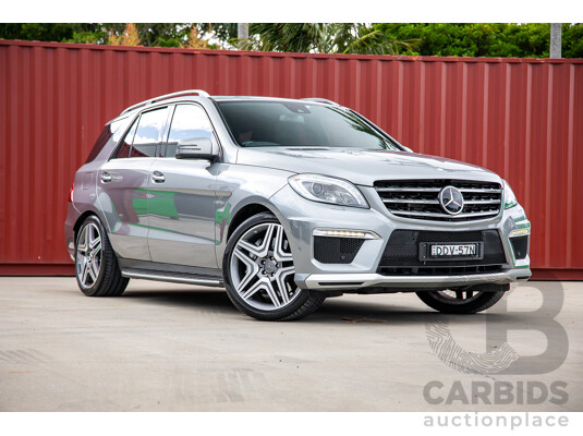 6/2012 Mercedes-Benz ML 63 AMG (4x4) 166 4d Wagon Palladium Silver Metallic Twin Turbo V8 5.5L