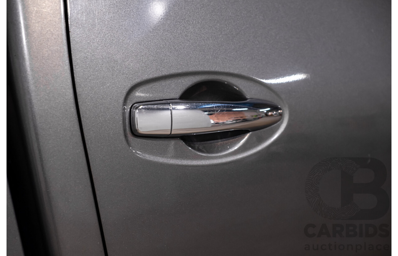 04/2017 Nissan Navara ST (4x4) D23 Series II Dual Cab Utility Grey Turbo Diesel 2.3L