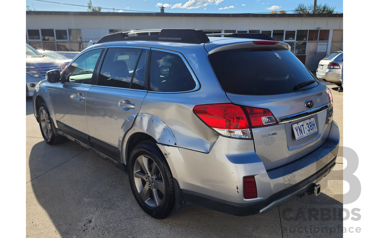 11/2013 Subaru Outback 2.5i MY14 4d Wagon Silver 2.5L