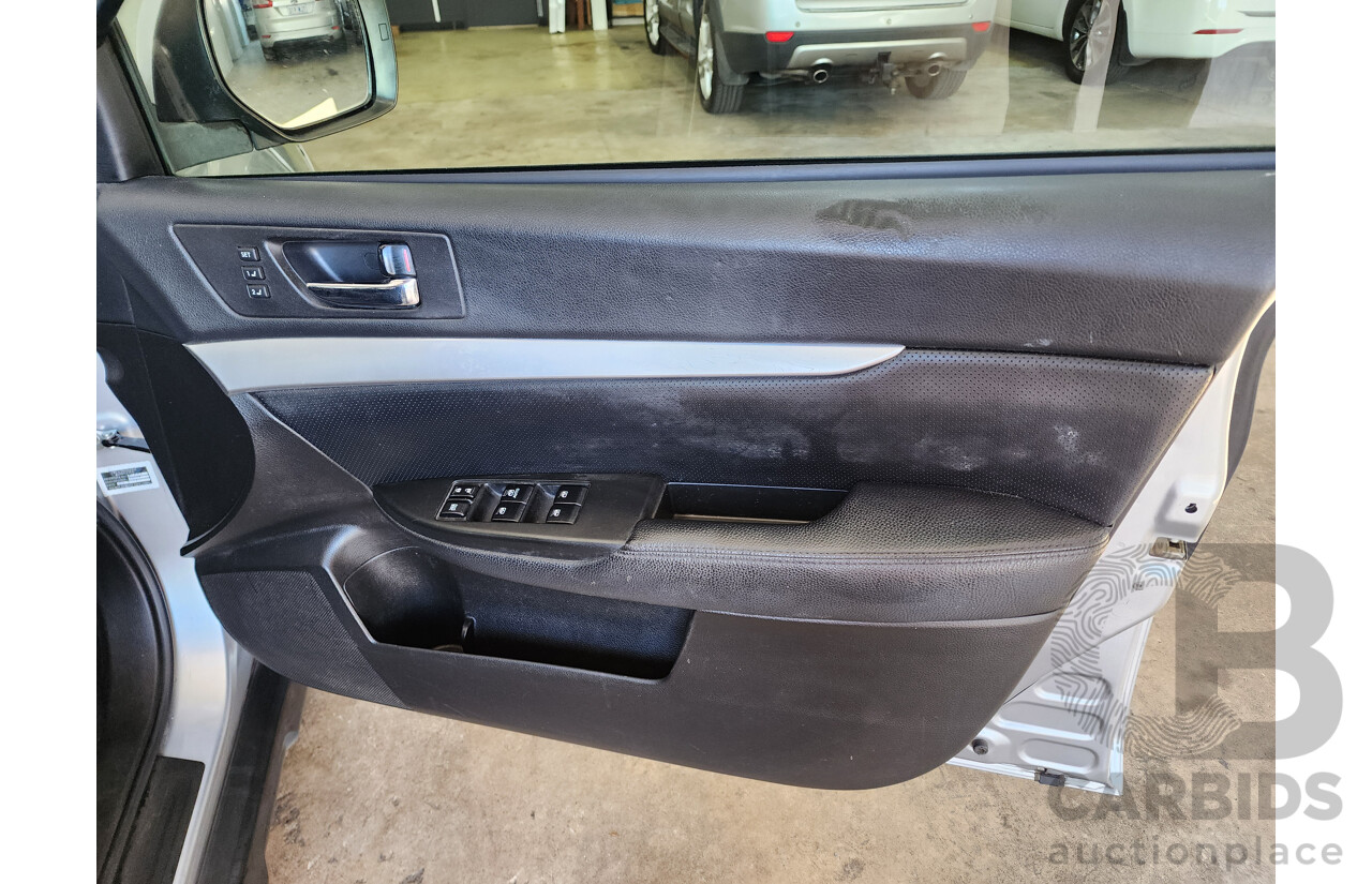 11/2013 Subaru Outback 2.5i MY14 4d Wagon Silver 2.5L