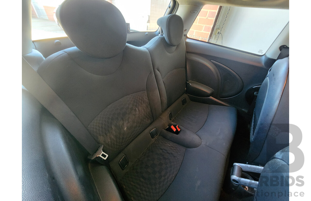 8/2009 Mini Cooper S R56 2d Hatchback White 1.6L