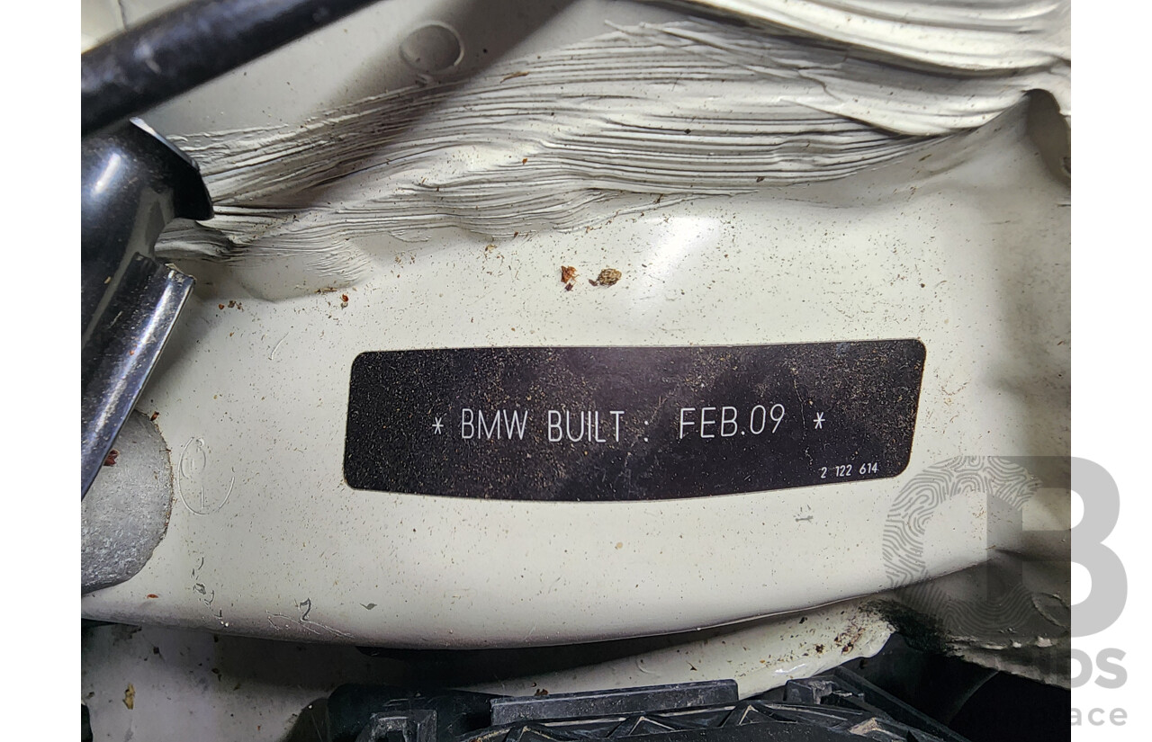 8/2009 Mini Cooper S R56 2d Hatchback White 1.6L