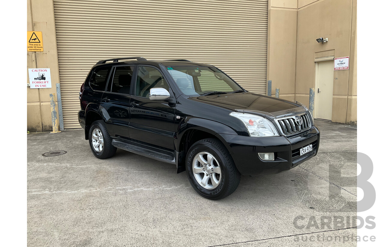 11/2003 Toyota Landcruiser Prado Grande (4x4) GRJ120R 4d Wagon Black 4.0L