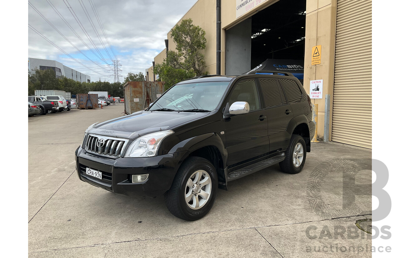 11/2003 Toyota Landcruiser Prado Grande (4x4) GRJ120R 4d Wagon Black 4.0L