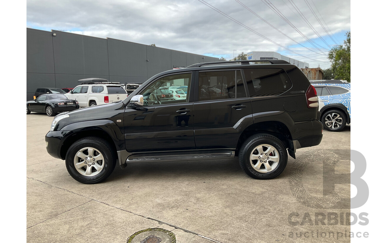 11/2003 Toyota Landcruiser Prado Grande (4x4) GRJ120R 4d Wagon Black 4.0L
