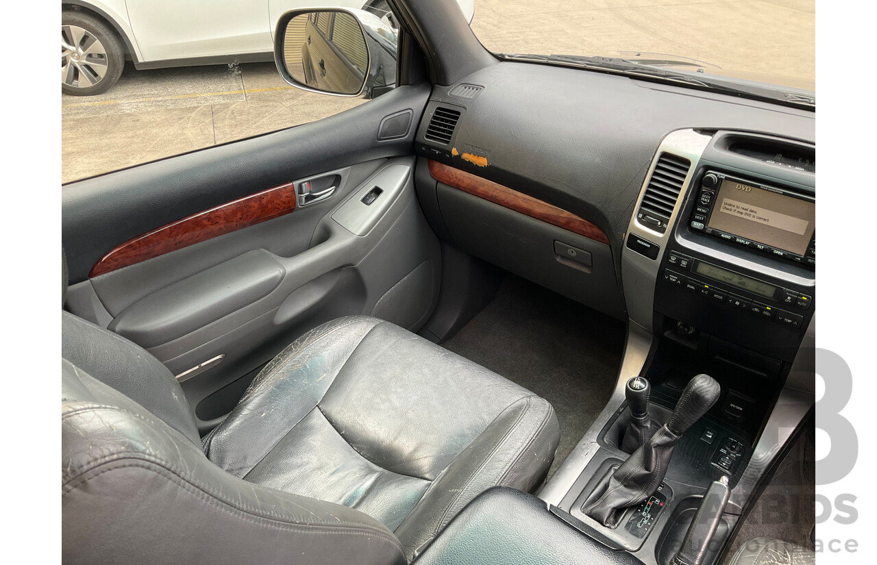 11/2003 Toyota Landcruiser Prado Grande (4x4) GRJ120R 4d Wagon Black 4.0L