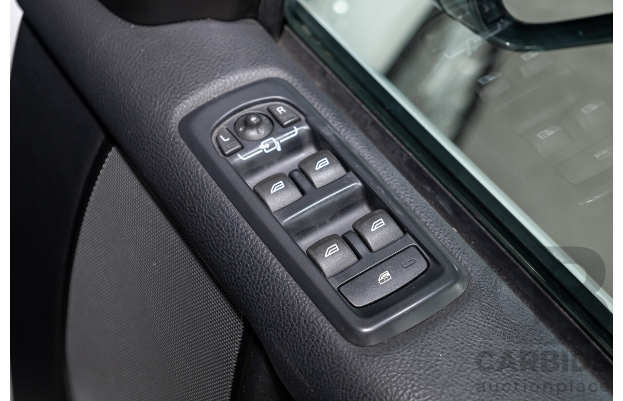 8/2016 Land Rover Discovery SDV6 HSE (4x4) LC MY16.5 4d Wagon Fuji White Twin Turbo Diesel V6 3.0L