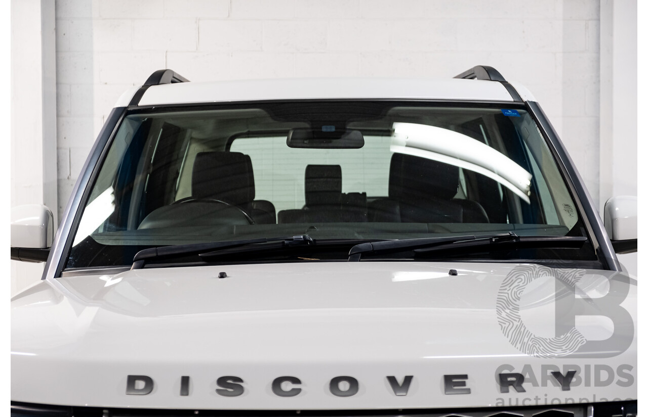 8/2016 Land Rover Discovery SDV6 HSE (4x4) LC MY16.5 4d Wagon Fuji White Twin Turbo Diesel V6 3.0L