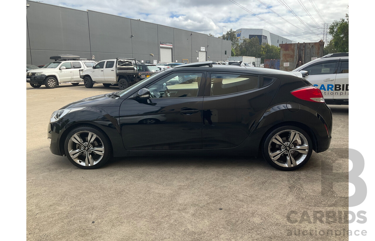 8/2012 Hyundai Veloster + FS MY13 3d Coupe Black 1.6L