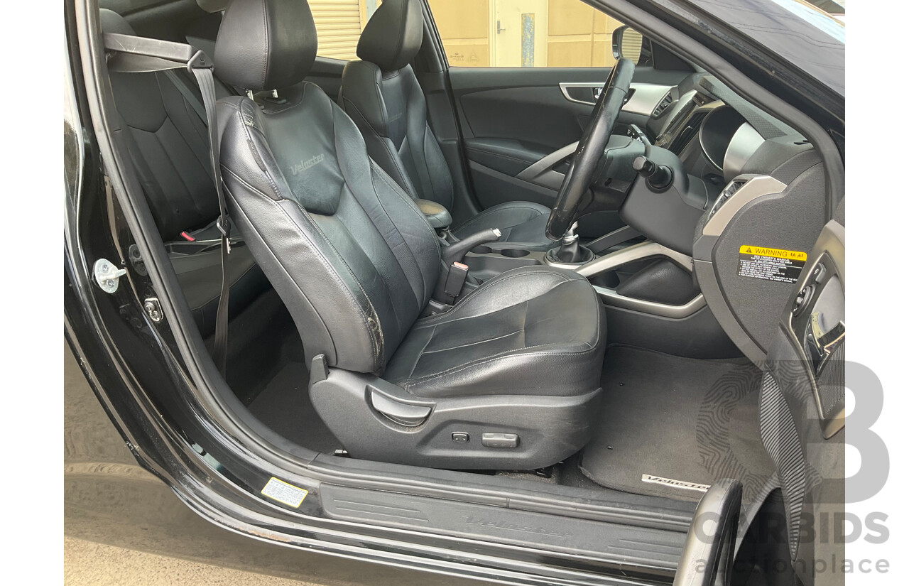 8/2012 Hyundai Veloster + FS MY13 3d Coupe Black 1.6L