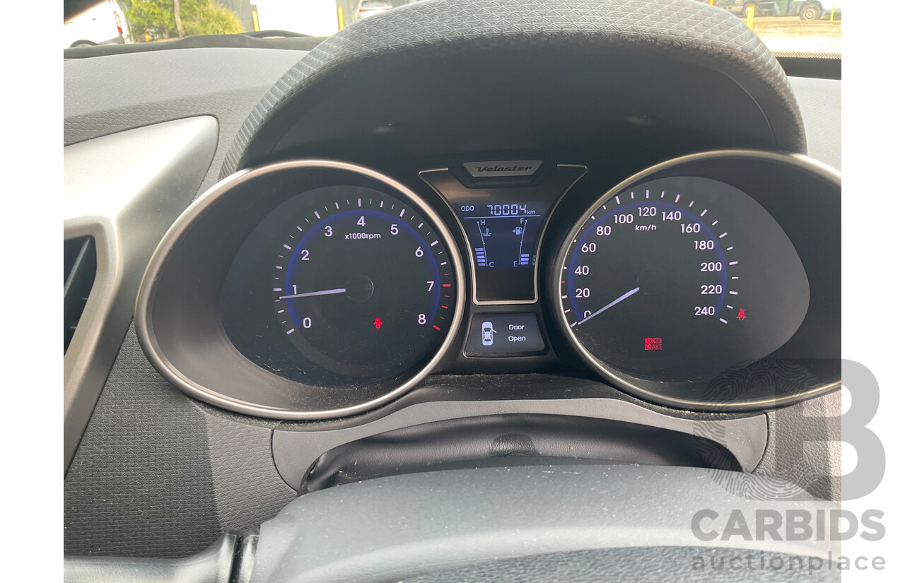 8/2012 Hyundai Veloster + FS MY13 3d Coupe Black 1.6L