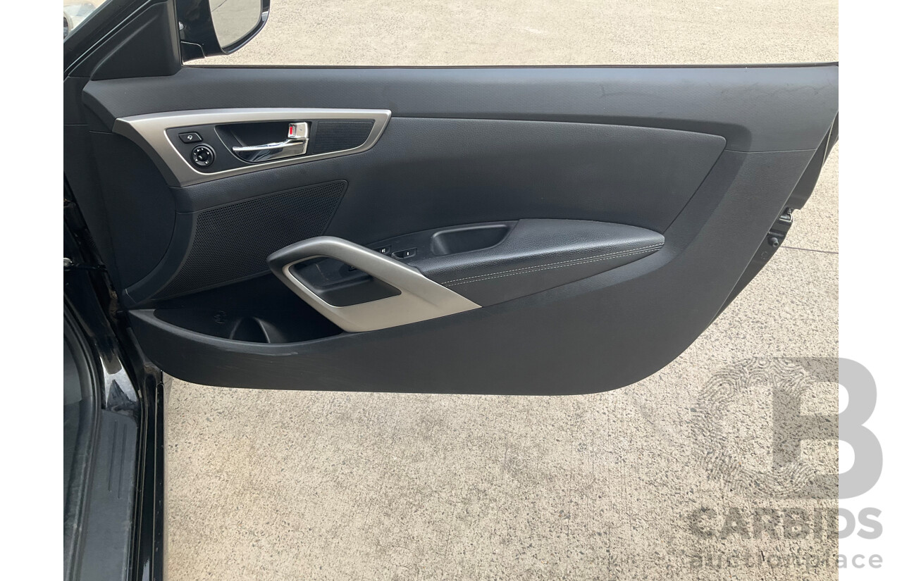 8/2012 Hyundai Veloster + FS MY13 3d Coupe Black 1.6L