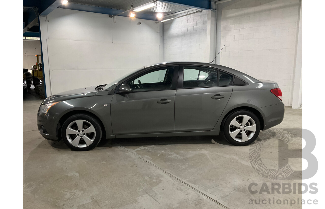 3/2013 Holden Cruze CD JH MY13 4d Sedan Grey 1.8L