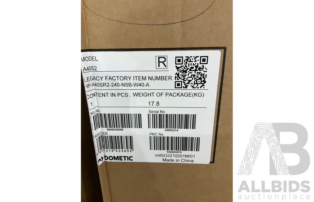 DOMETIC HiPro Evolution 40L-Class 33L Right Hinged Mini Bar Fridge  (A40SR2) - ORP $469