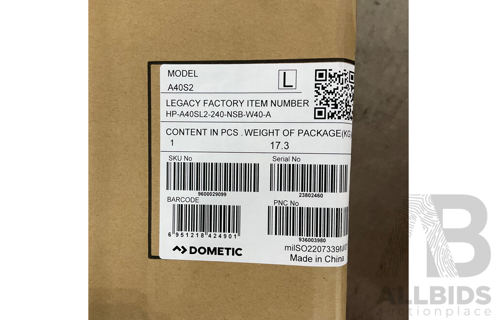 DOMETIC HiPro Evolution 40L-Class 33L Left Hinged Mini Bar Fridge  (A40SL2) - ORP $469