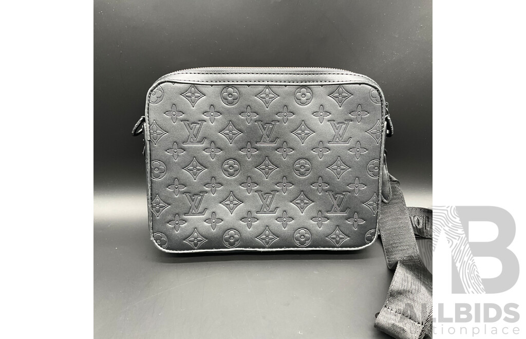 Monogram Shadown Leather Messenger Bag Branded LOUIS VUITTON