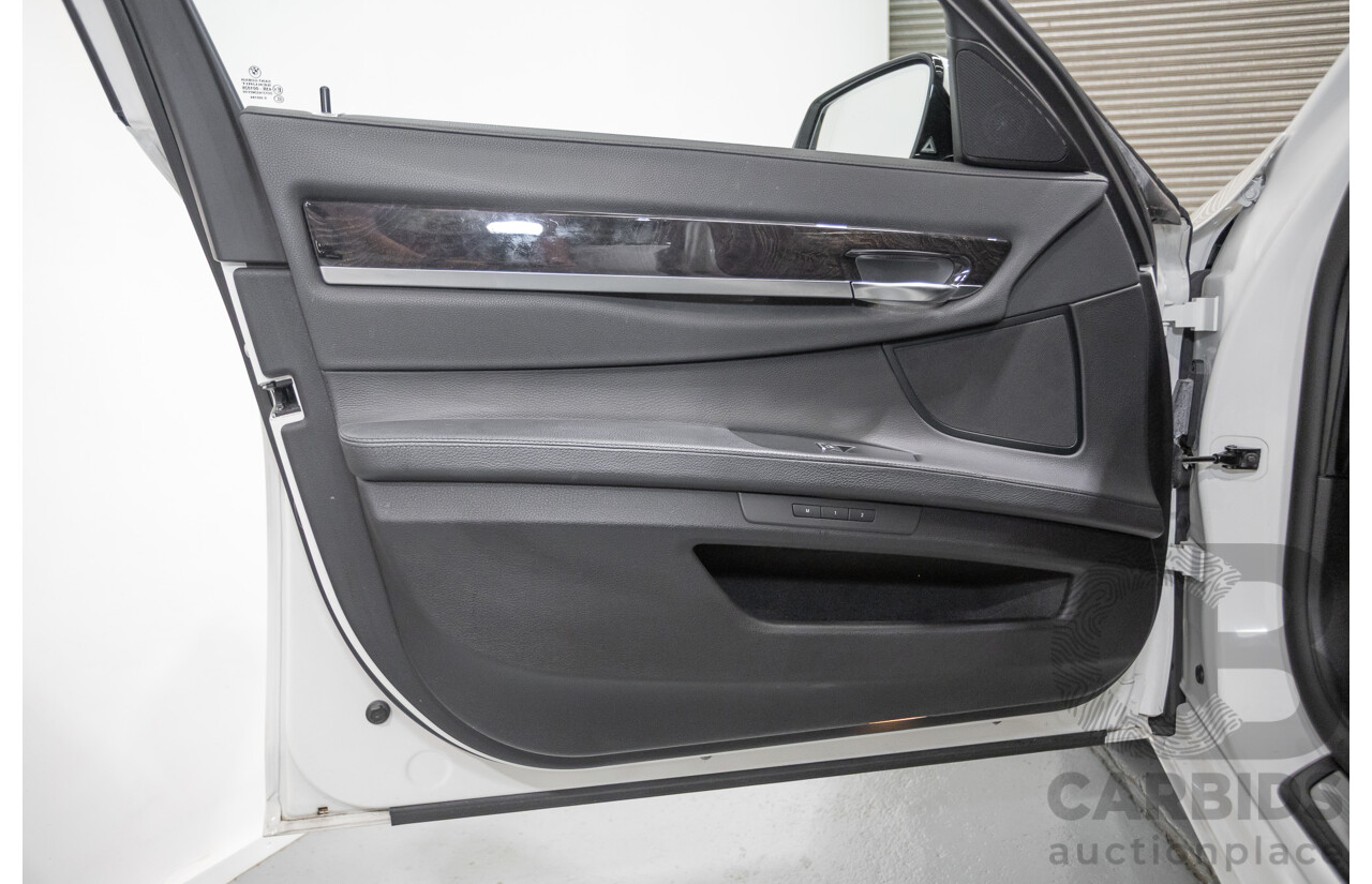 03/2013 Bmw 740i M-Sport F01 MY14 4D Sedan Alpine White Turbo 3.0L