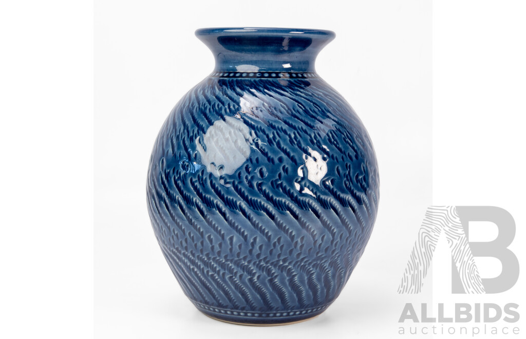 Wonderful Ribbed Vase with Cobalt Blue Glaze Crafted by Potter Richard Walsh for Bendigo Pottery (c1994-2000s), 25H cm