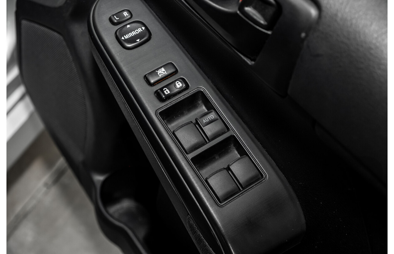 10/2013 Toyota Camry Atara R SE ASV50R 4d Sedan Premium Silver Metallic 2.5L