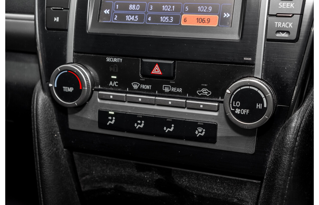 10/2013 Toyota Camry Atara R SE ASV50R 4d Sedan Premium Silver Metallic 2.5L